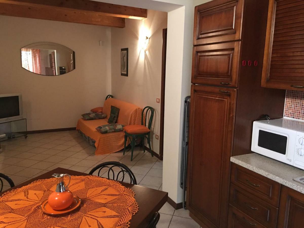 Residence Baia Vallugola Castel di Mezzo エクステリア 写真