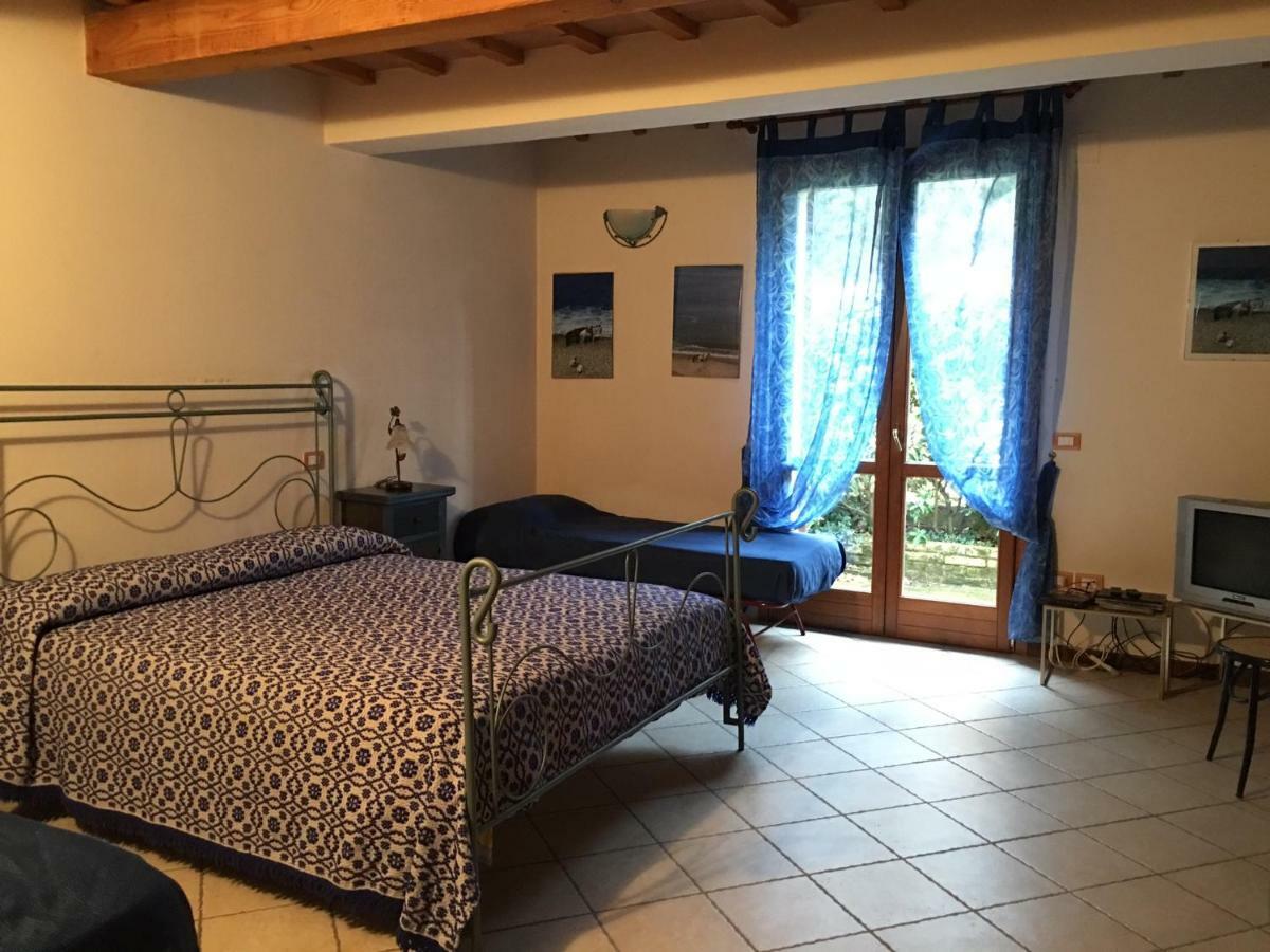 Residence Baia Vallugola Castel di Mezzo エクステリア 写真