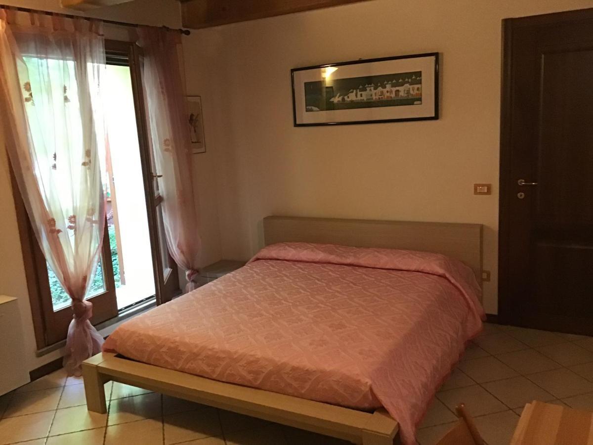 Residence Baia Vallugola Castel di Mezzo エクステリア 写真
